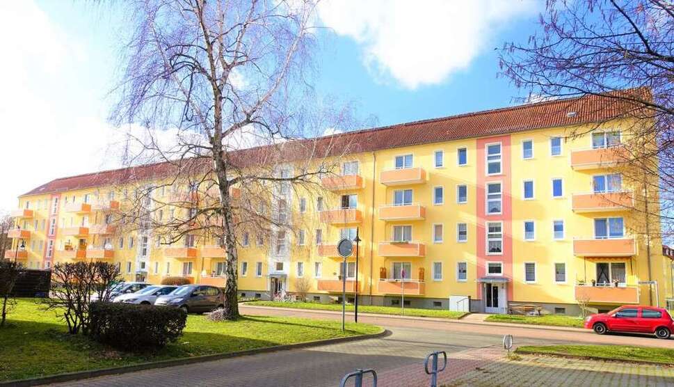Wohnung zum Mieten in Braunsbedra 256 € 49.6 m²