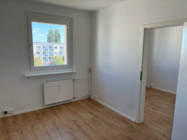 @ Eure 4-Zimmer-Familienoase mit Balkon & offener Wohnküche @ 4 zimmer