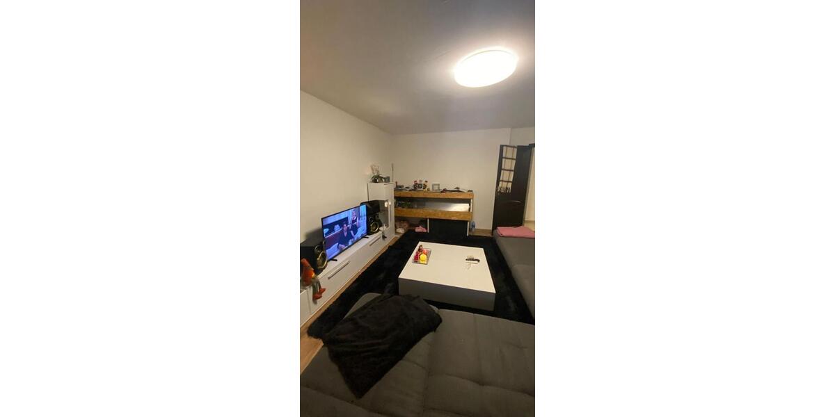 Erdgeschoßwohnung Leuna - 2 Zimmer, 60 m&sup2;, 390&euro; | Angebot:25056105