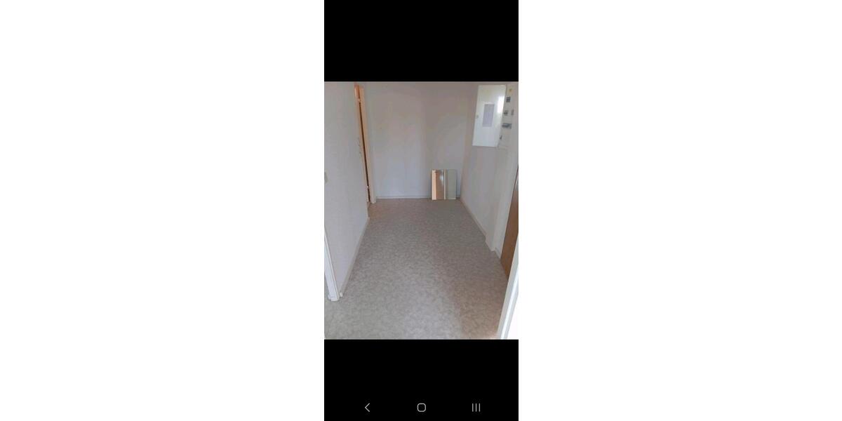 Etagenwohnung Halle (Saale) Halle-Neustadt - 1 Zimmer, 38 m&sup2;, 379&euro; | Angebot:25991789