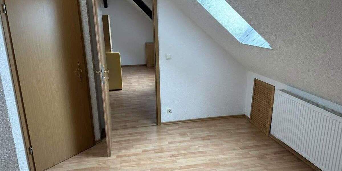 Mehrfamilienhaus, Wohnhaus Röblingen am See Röblingen am See - 1 Zimmer, 220 m&sup2;, 260.000&euro; | Angebot:25820146