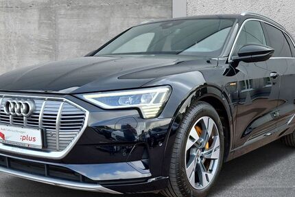 Audi e-tron 60.354 km 29.920 &euro; Halle (Saale) 06110