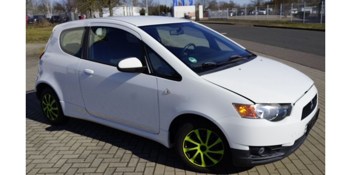Mitsubishi Colt 105.900 km 1.699 &euro; Bitterfeld 06749