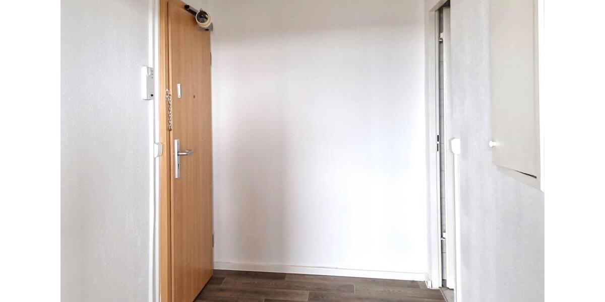 Erdgeschoßwohnung Halle (Saale) Halle-Neustadt - 1 Zimmer, 37 m&sup2;, 320&euro; | Angebot:25378241