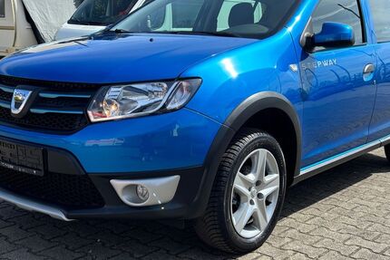 Dacia Sandero 157.000 km 4.695 &euro; Halle/Saale 06126