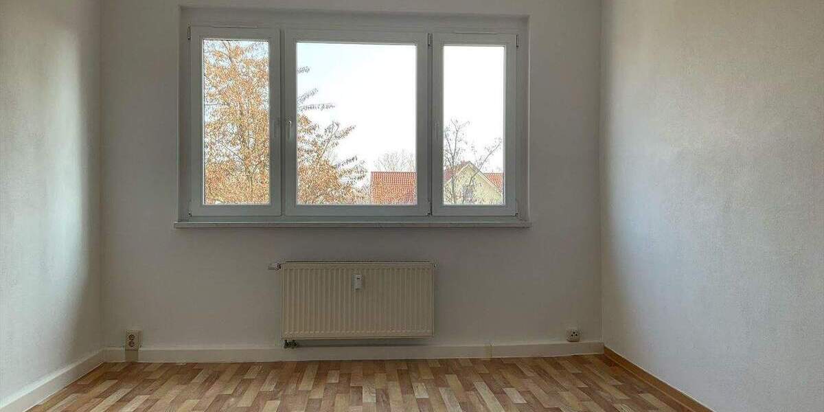 Etagenwohnung Bad Lauchstädt Kleinlauchstädt - 3 Zimmer, 58 m&sup2;, 379&euro; | Angebot:25985481