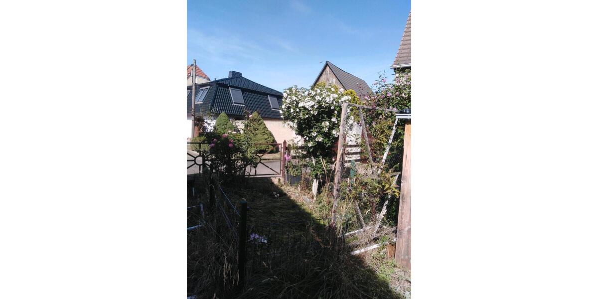 Einfamilienhaus Schkopau - 4 Zimmer, 94 m&sup2;, 89.000&euro; | Angebot:24852052