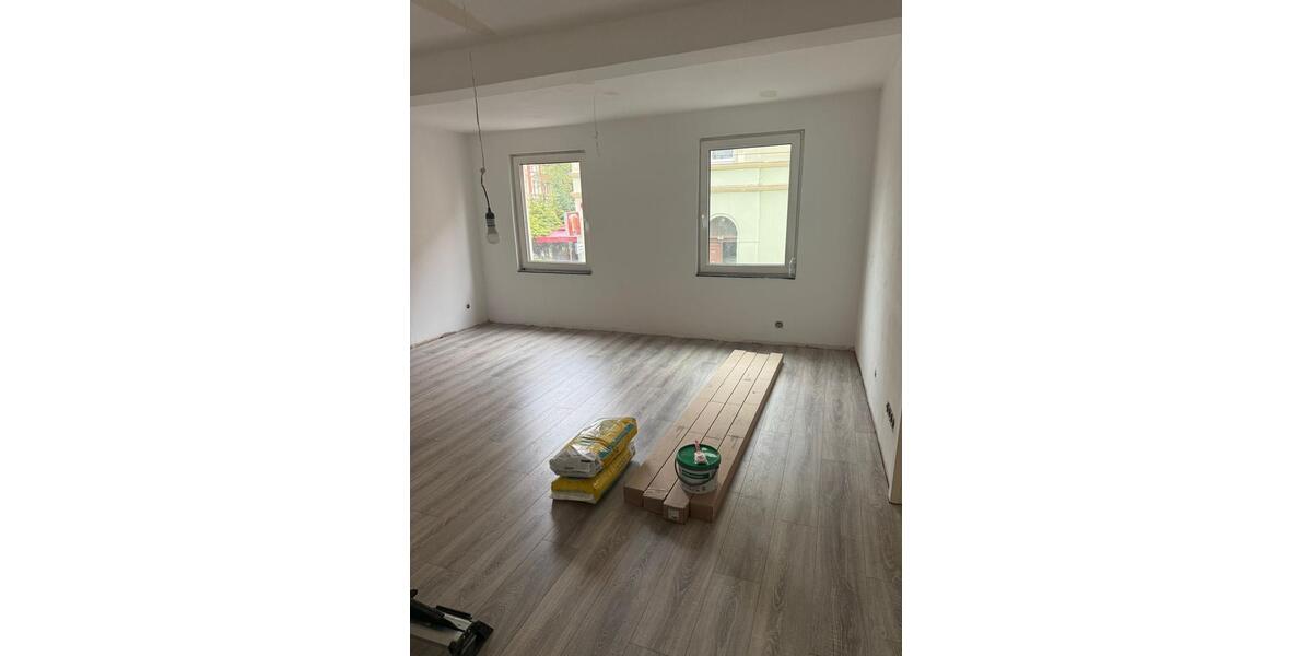 Etagenwohnung Halle (Saale) Damaschkestraße - 4 Zimmer, 108 m&sup2;, 1.000&euro; | Angebot:26572996