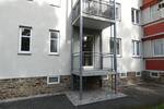 Schöne 2-Zi.-Wohnung mit Balkon, Bad mit Fenster im Grünen