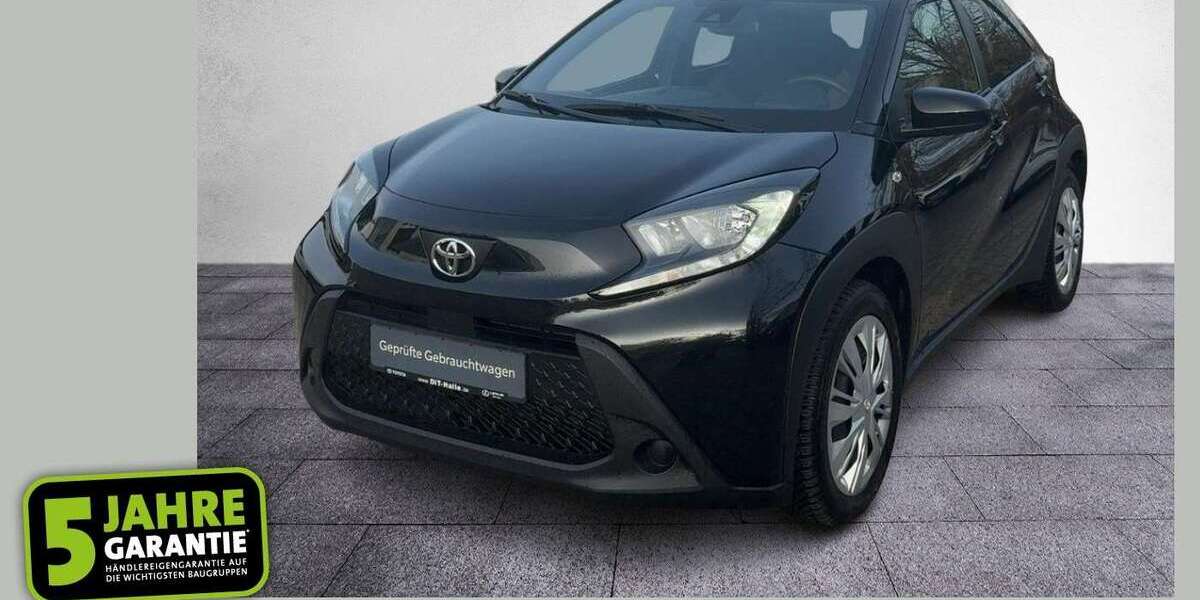 Toyota Aygo 21.968 km 13.430 &euro; Halle 06130