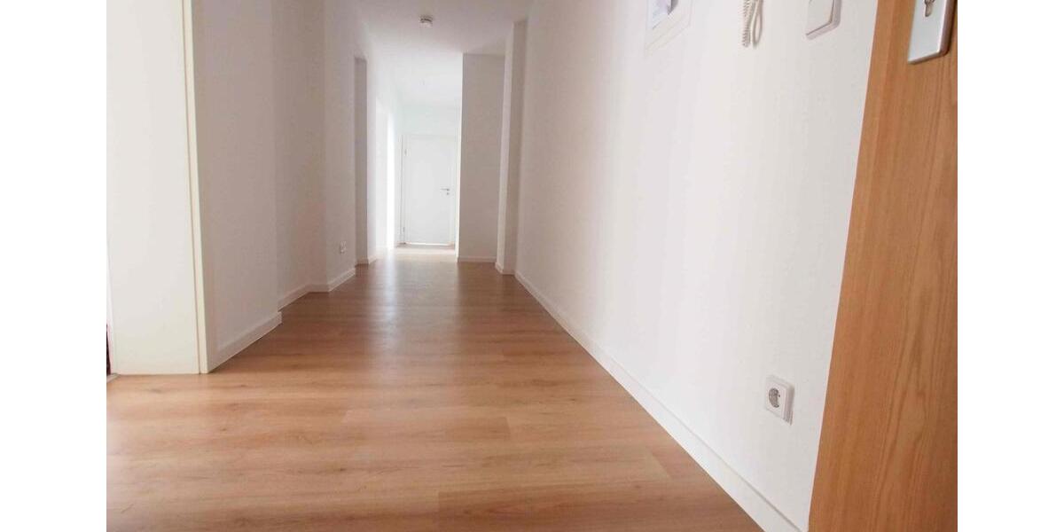 Etagenwohnung Halle (Saale) Damaschkestraße - 3 Zimmer, 83 m&sup2;, 640&euro; | Angebot:26648347