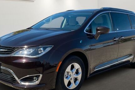 Chrysler Pacifica 45.469 km 18.999 &euro; Brehna 06796