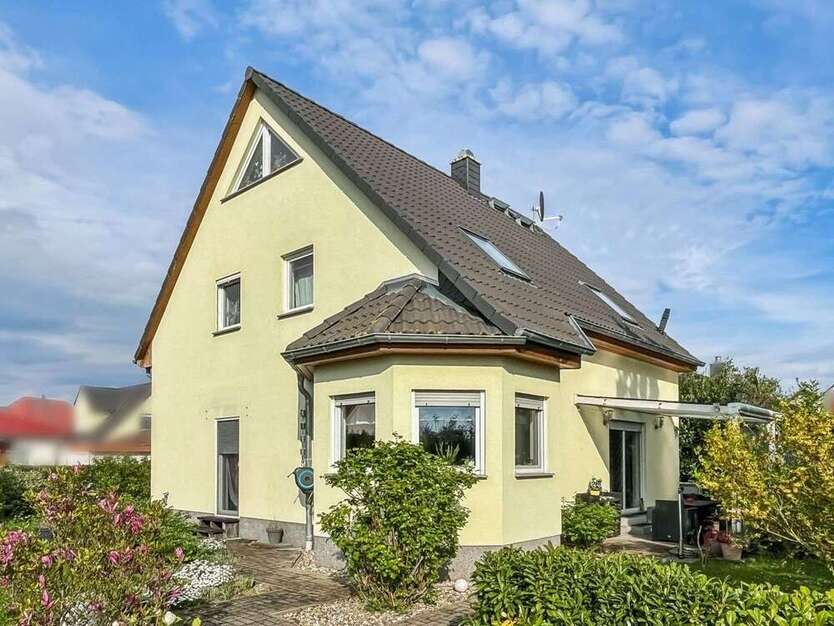 Haus zum Kaufen in Halle 392.000 € 118 m²