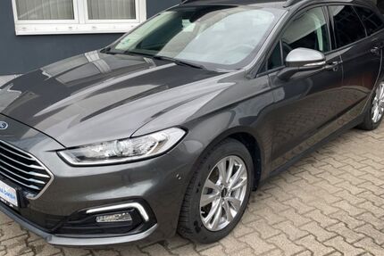 Ford Mondeo 42.998 km 23.499 &euro; Leuna 06237