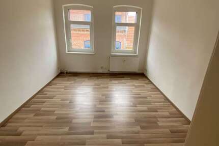 Wohnung Delitzsch - 2 Zimmer, 50 m&sup2;, 375&euro; | Angebot:26068917