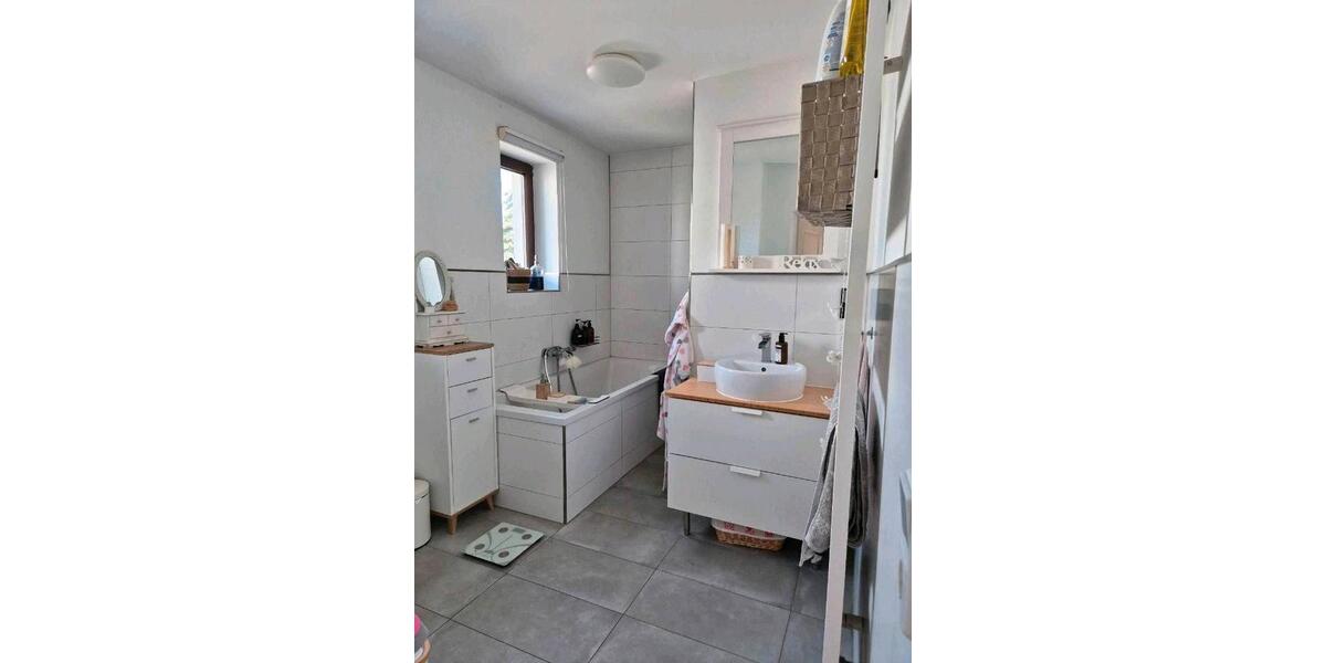 Einfamilienhaus Salzatal - 5 Zimmer, 140 m&sup2;, 350.000&euro; | Angebot:26935788