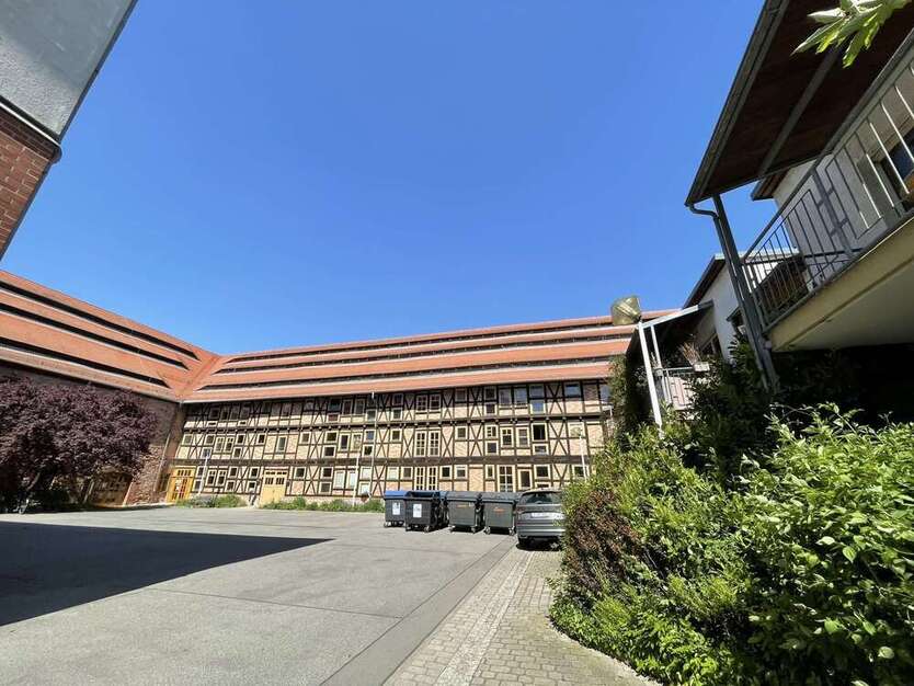 Wohnung zum Mieten in Halle 288,55 € 35.8 m²