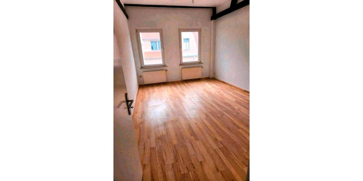 Dachgeschoßwohnung Halle (Saale) - 2 Zimmer, 79 m&sup2;, 109.000&euro; | Angebot:26114166