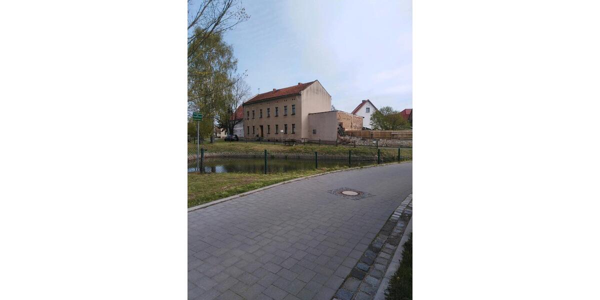 Mehrfamilienhaus, Wohnhaus Querfurt - 10 Zimmer, 300 m&sup2;, 250.000&euro; | Angebot:24852051