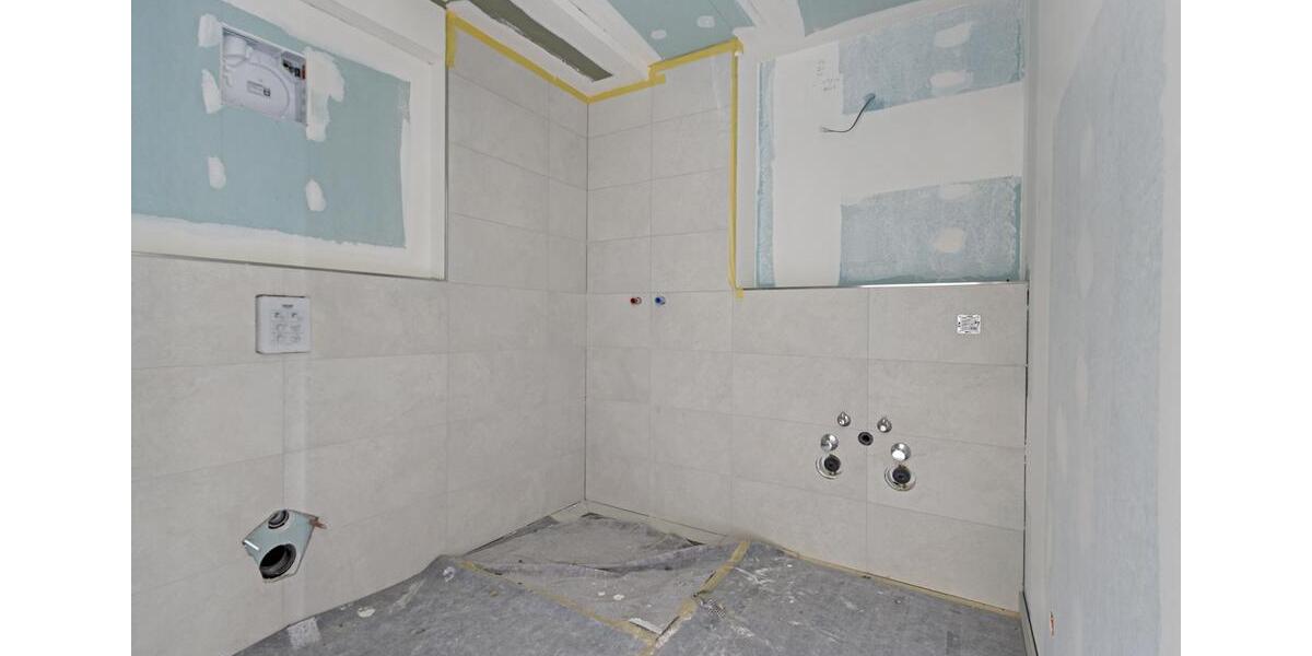 Etagenwohnung Halle (Saale) Dölau - 4 Zimmer, 117 m&sup2;, 1.392&euro; | Angebot:26338197