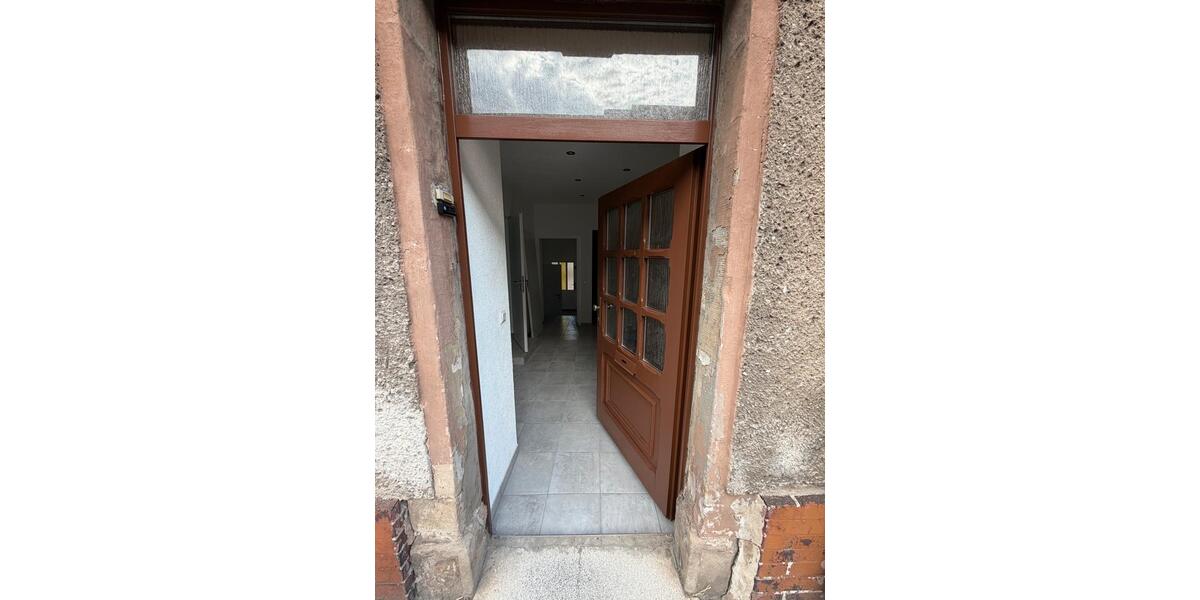 Einfamilienhaus Eisleben (Lutherstadt) - 5 Zimmer, 133 m&sup2;, 850&euro; | Angebot:27623898