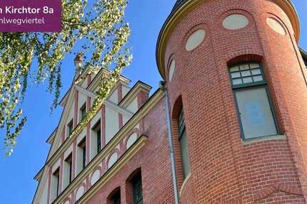 Haus zum Mieten in Halle 2.700 € 280 m² 7 zimmer