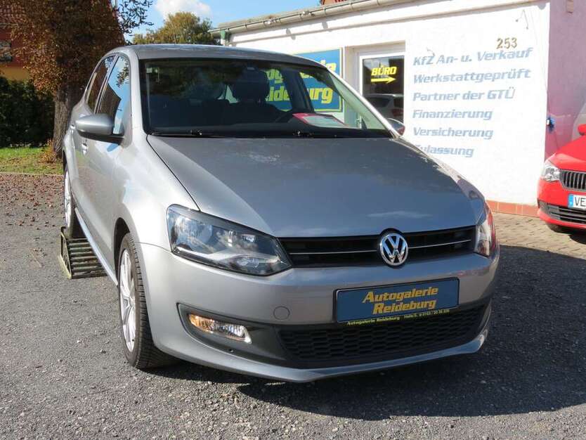 VW Polo 107.000 km 6.640 € Halle 06116