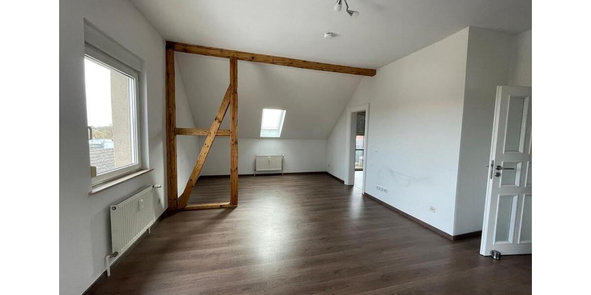 Dachgeschoßwohnung Halle (Saale) Silberhöhe - 2 Zimmer, 55 m&sup2;, 470&euro; | Angebot:25988221