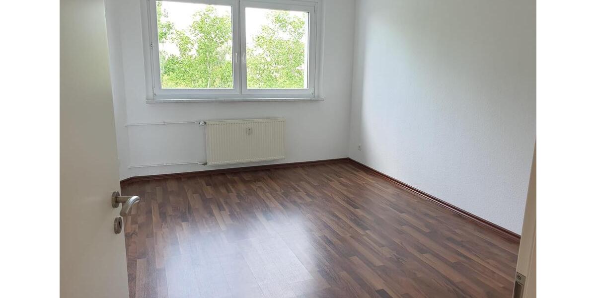Etagenwohnung Halle (Saale) Silberhöhe - 3 Zimmer, 61 m&sup2;, 115.000&euro; | Angebot:26795605