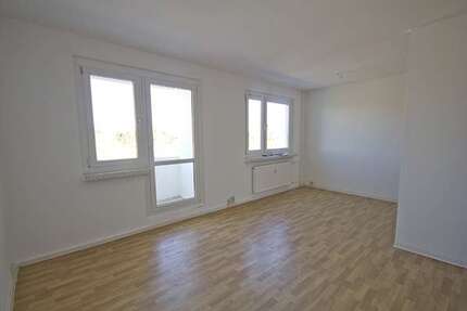 Wohnung Halle (Saale) Heide-Nord/Blumenau - 5 Zimmer, 118 m&sup2;, 829&euro; | Angebot:27310776