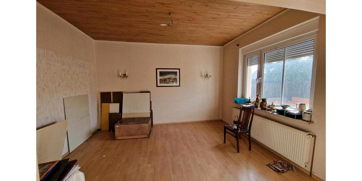 Reihenhaus Leuna - 5 Zimmer, 90 m&sup2;, 149.000&euro; | Angebot:25379067