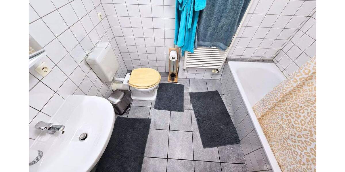 Etagenwohnung Köthen (Anhalt) Köthen - 2 Zimmer, 64 m&sup2;, 420&euro; | Angebot:25995892