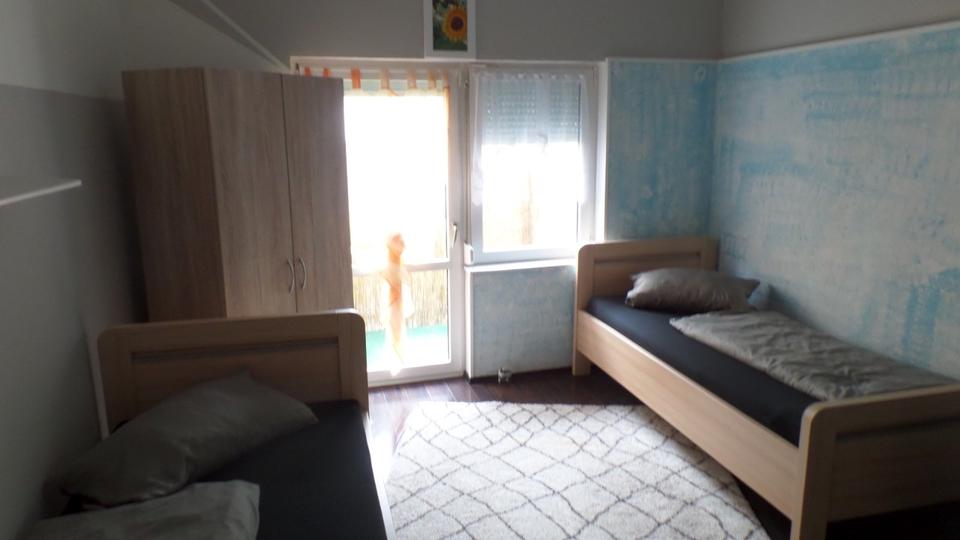 Etagenwohnung Halle (Saale) Büschdorf - 1 Zimmer, 17 m&sup2;, 216&euro; | Angebot:9747561