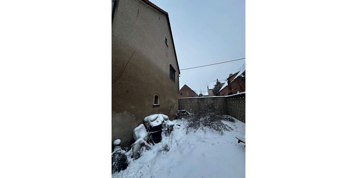 Einfamilienhaus Bad Dürrenberg Oebles-Schlechtewitz - 5 Zimmer, 110 m&sup2;, 30.000&euro; | Angebot:25771900