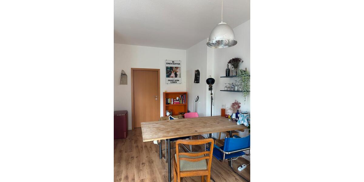 Dachgeschoßwohnung Halle (Saale) Damaschkestraße - 3 Zimmer, 74 m&sup2;, 808&euro; | Angebot:26426158