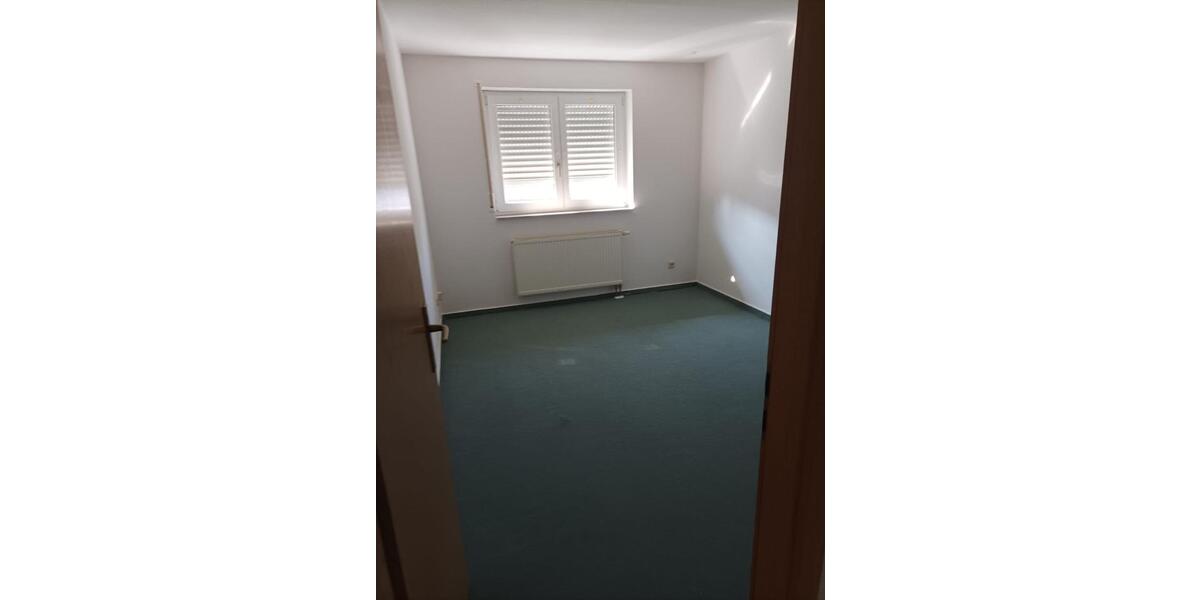 Etagenwohnung Merseburg - 6 Zimmer, 146 m&sup2;, 239.500&euro; | Angebot:24744411