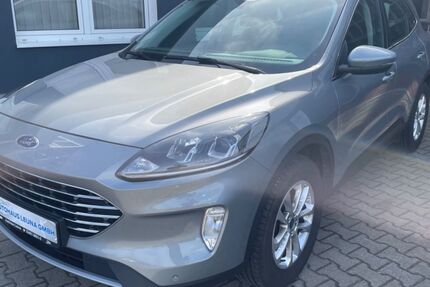 Ford Kuga 54.998 km 26.299 € Leuna 06237