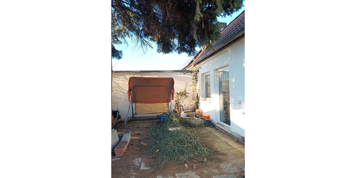 Doppelhaushälfte Bitterfeld-Wolfen Wolfen - 8 Zimmer, 107 m&sup2;, 110.000&euro; | Angebot:25621676