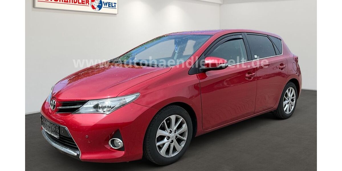 Toyota Auris 248.491 km 5.499 &euro; Brehna 06796