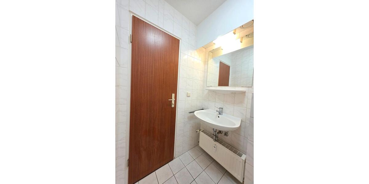Dachgeschoßwohnung Markranstädt - 1 Zimmer, 33 m&sup2;, 69.000&euro; | Angebot:27098949