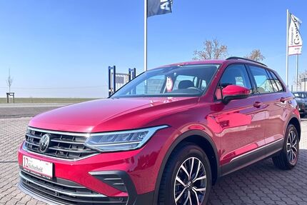 VW Tiguan 54.623 km 27.999 &euro; Kabelsketal/OT Großkugel 06184