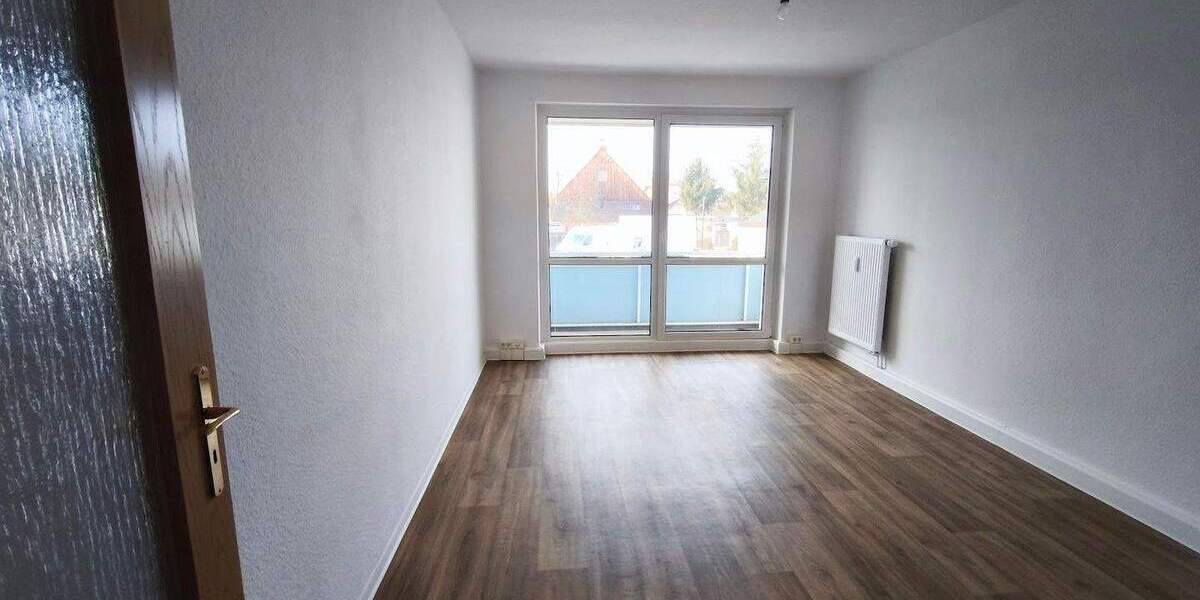 Etagenwohnung Lutherstadt Eisleben - 3 Zimmer, 57 m&sup2;, 371&euro; | Angebot:26291223