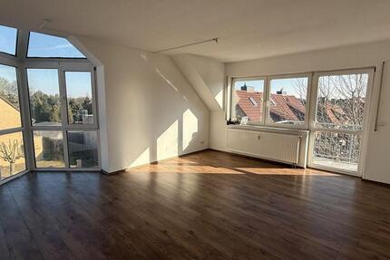 Wohnung Bitterfeld-Wolfen Wolfen - 2 Zimmer, 63 m&sup2;, 450&euro; | Angebot:25350269