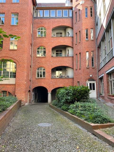 Wohnung zum Mieten in Halle 470 € 62.17 m²