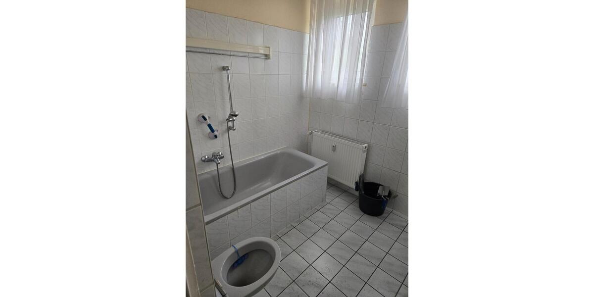 Etagenwohnung Halle (Saale) Frohe Zukunft - 2 Zimmer, 52 m&sup2;, 385&euro; | Angebot:26548340