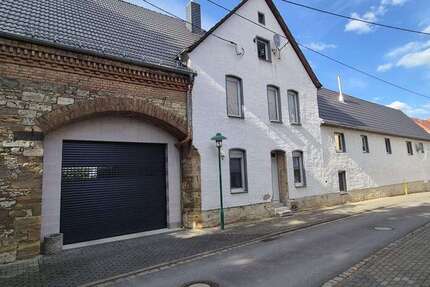 Haus zum Kaufen in Bad Lauchstädt OT Schafstädt 334.000 € 300 m² 7 zimmer