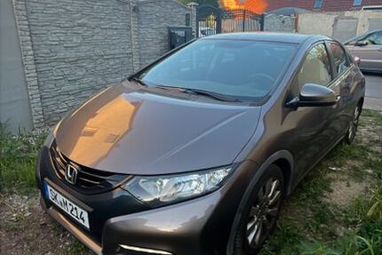 Honda Civic 177.000 km 5.900 &euro; Teutschenthal 06179