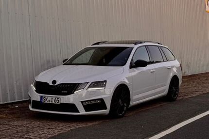 Skoda Octavia 108.600 km 21.000 &euro; Teutschenthal 06179