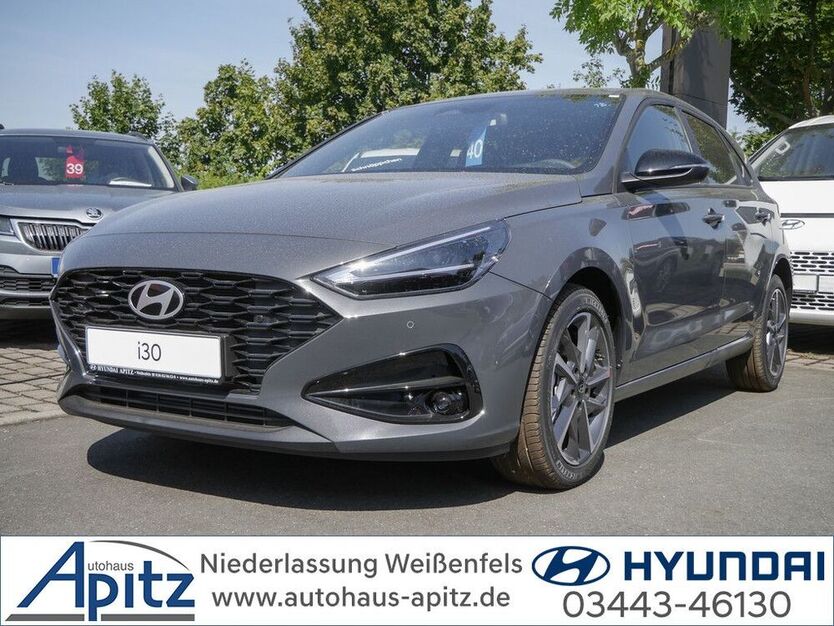 i30
