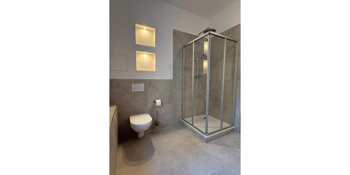 Etagenwohnung Halle (Saale) Damaschkestraße - 3 Zimmer, 72 m&sup2;, 720&euro; | Angebot:26672030